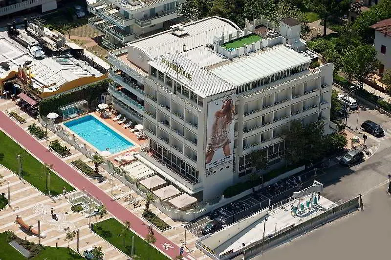 The Promenade Luxury Wellness Hotel Riccione 5*,