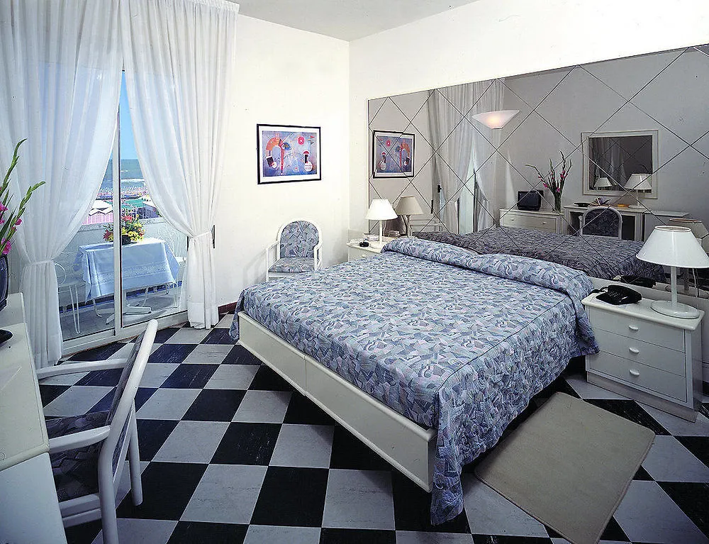 *****  The Promenade Luxury Wellness Hotel Riccione Itálie
